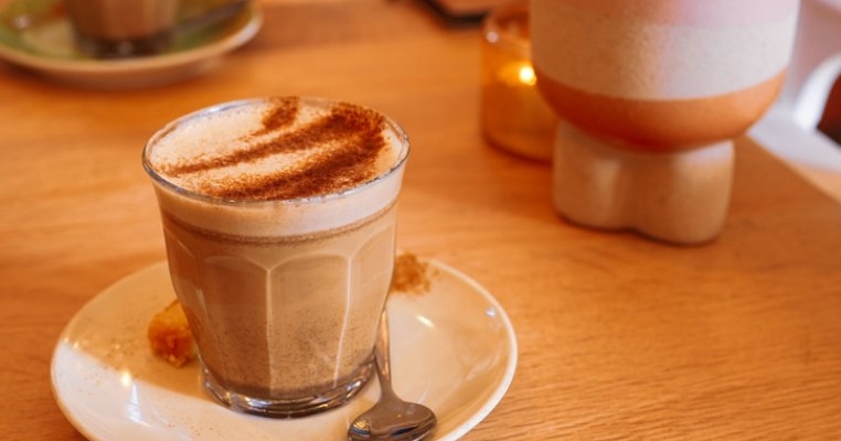 Masala chai: beneficii și recomandări