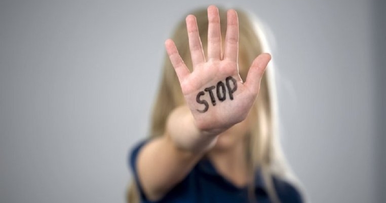 Trăim în era abuzurilor de orice fel! Cum îți înveți copilul să nu fie victima abuzatorilor?