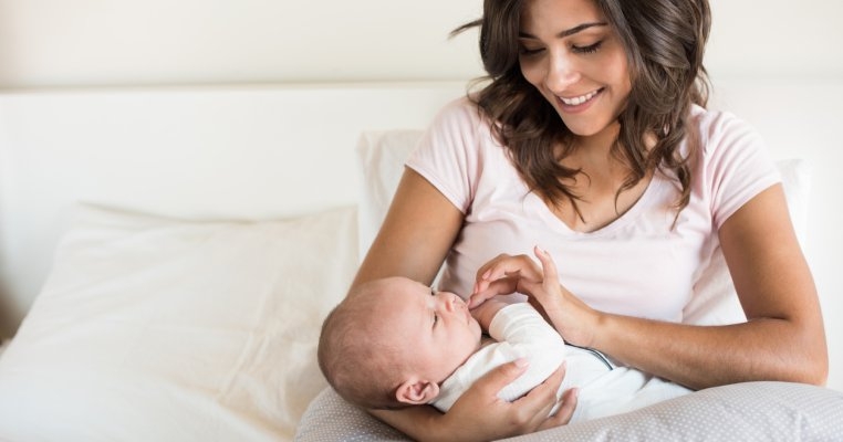 România are un deficit cronic de medici neonatologi, specializare care înregistrează cel mai mare procent de posturi vacante raportat la posturile ocupate