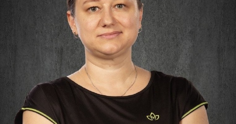Ce poveste de viață are Camelia Beldiman de la „Insula de 1 milion”. A devenit mamă la 17 ani dar nu a renunțat la școală
