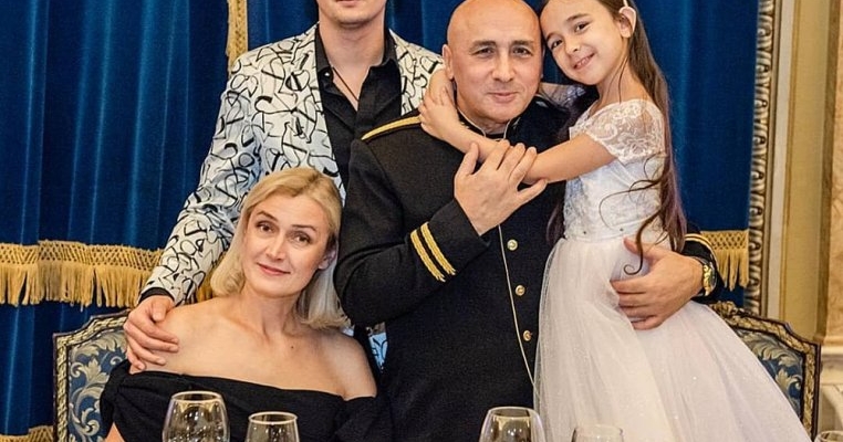 Ce fac și cu ce se ocupă copiii lui Marcel Pavel. Aristul este extrem de mândru de familia lui