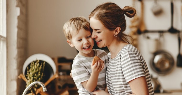 Probleme cu burtica ? Ce poți face pentru a preveni apariția problemelor digestive la copii