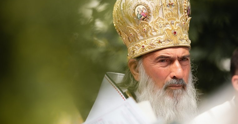 De câte ori pe săptămână au voie soții la plăceri trupești? Ce spune înaltpreasfințitul Teodosie?