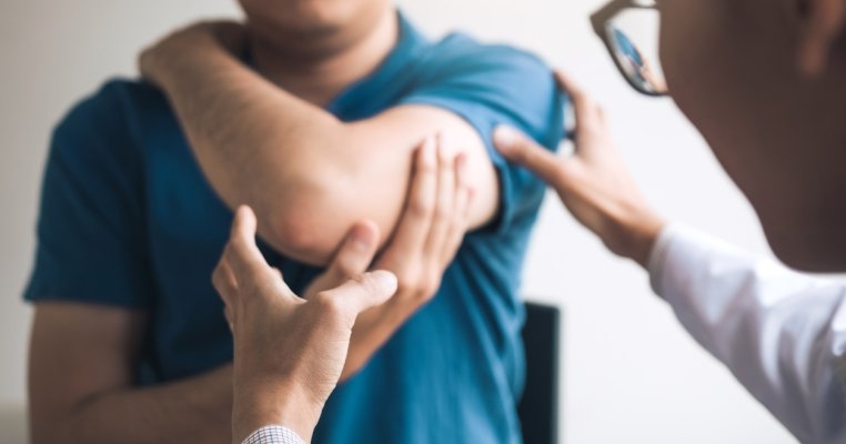 Dermatomiozita: cauze, simptome și tratament