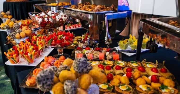 Cum să creezi un meniu sănătos și gustos pentru petrecerile copiilor?
