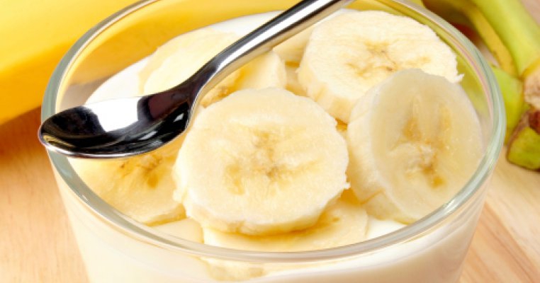 Iaurt cu banane