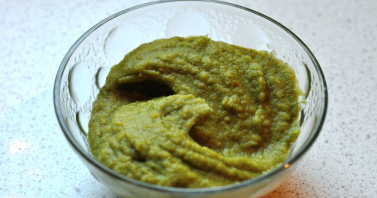 Piure de broccoli si conopida