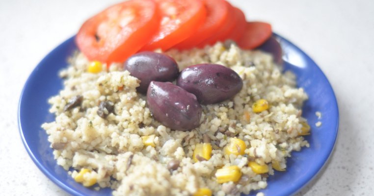 Couscous cu ciuperci si porumb