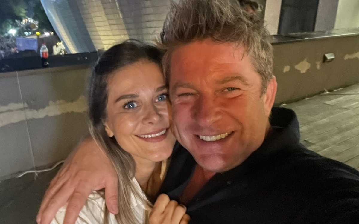 Pavel Bartoș, cea mai frumoasă declarație de iubire și respect pentru soția lui, după 23 de ani împreună. "Mulțumesc lui Dumnezeu și soției mele"