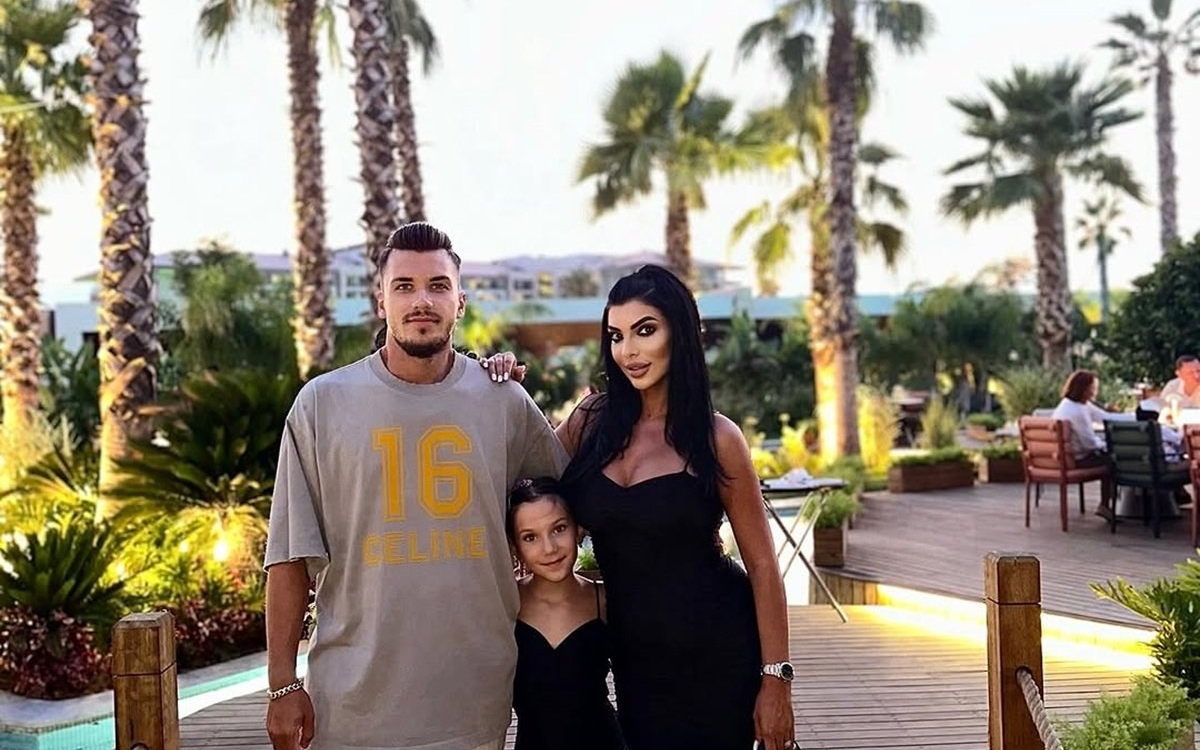 Andreea Tonciu nu concepe ca fiica ei să muncească. "Tăticul ei i-a promis că la 18 ani o să fie cu de toate"