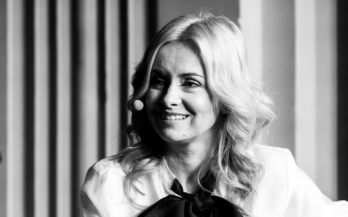 Simona Gherghe, pusă la zid, după exprimarea opiniei politice: „Era mai bine dacă nu făceai propagandă”