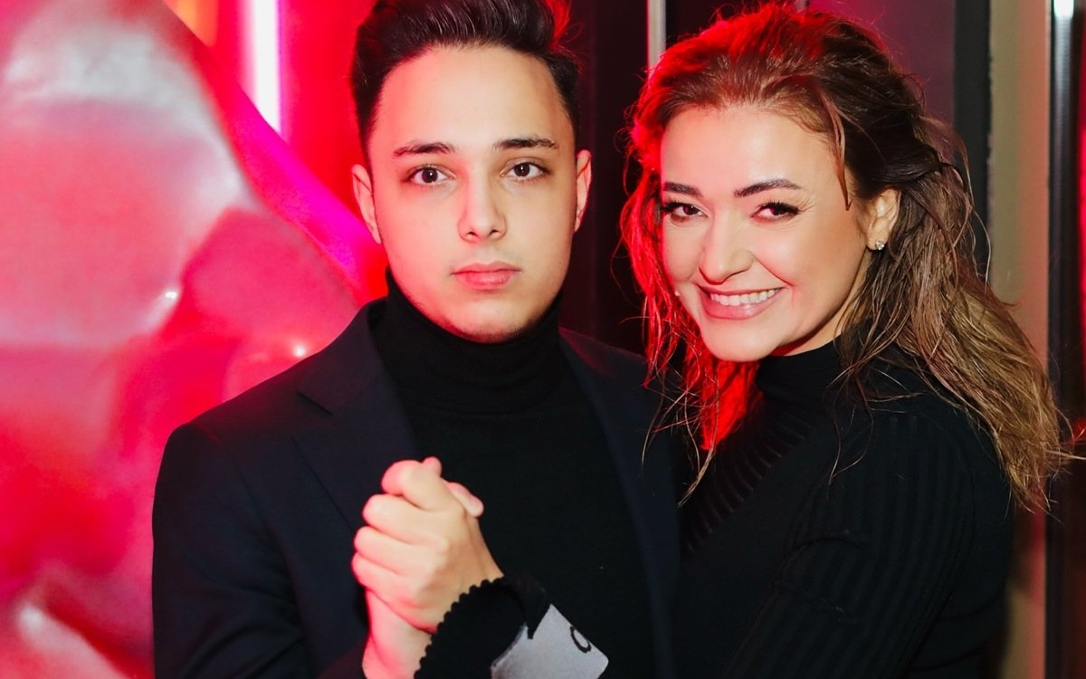 Spiritul de antreprenor își spune cuvântul. Fiul Cristinei Bâtlan și-a creat propria afacere de succes la 21 de ani