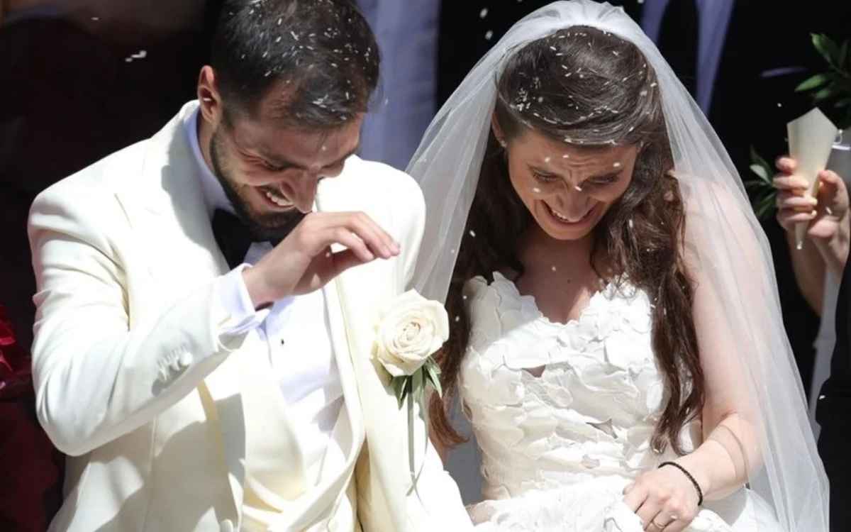 Gigă Hagi, cel mai mândru tată! Fiica lui s-a căsătorit religios cu grecul Thomas. Imagini de la nunta anului!