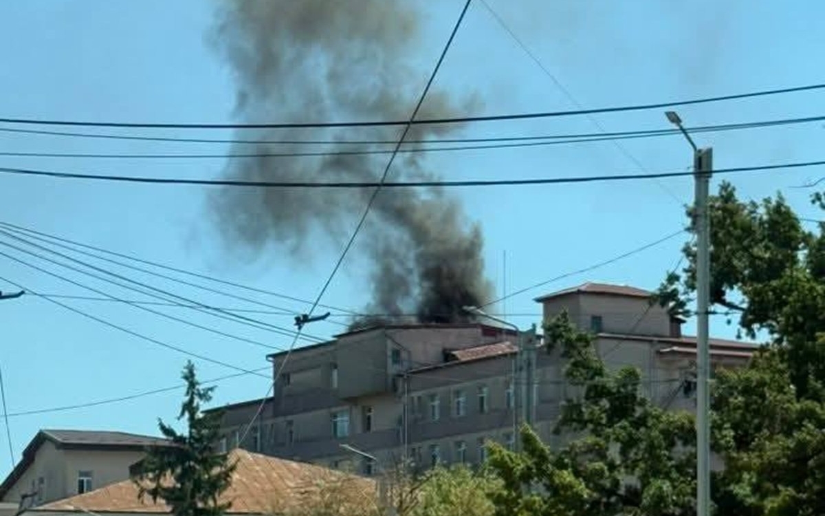 Incediu la maternitatea Cuza Vodă din Iași. Mamele au fost scoase cu tot cu paturi și bebelușii evacuați direct în incubatoare