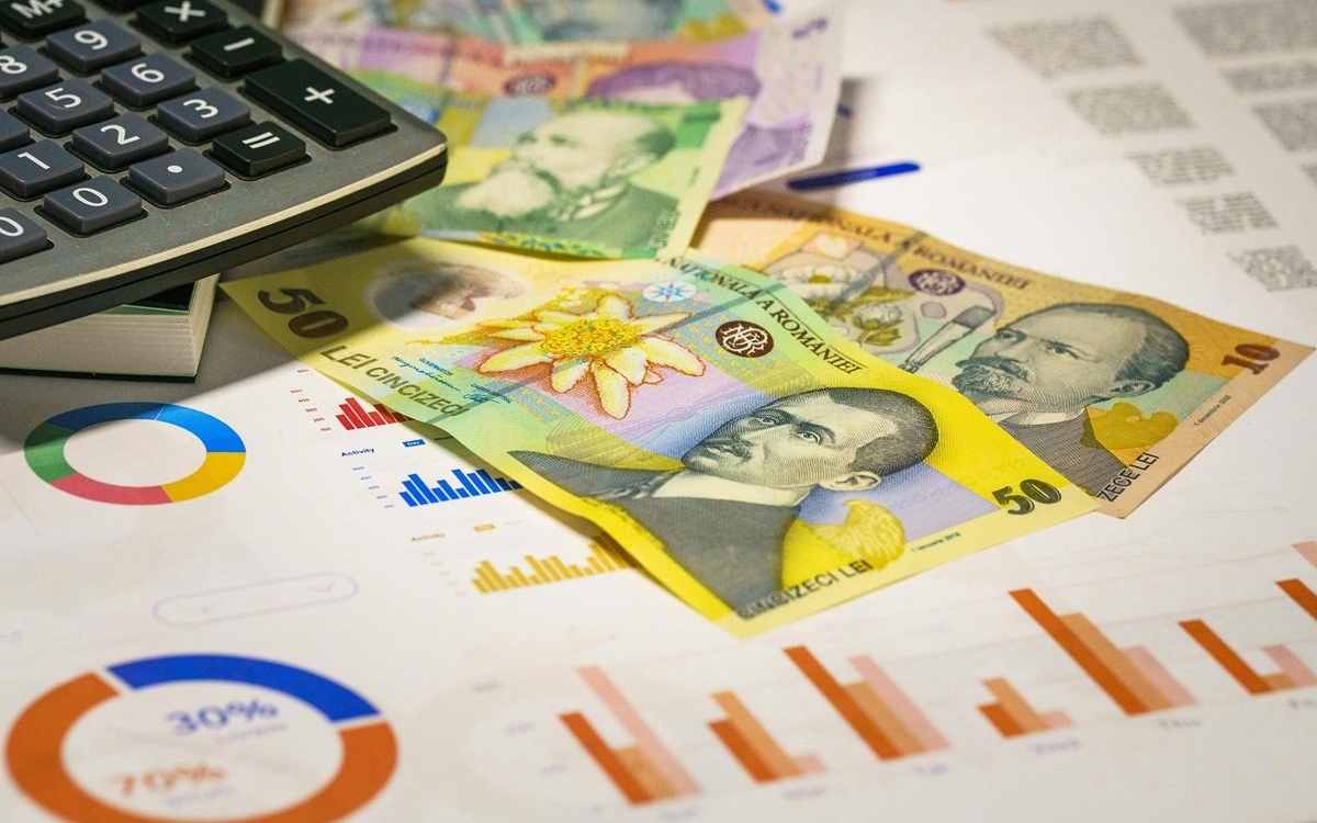 Ce burse vor primi elevii în anul școlar 2025 - 2026?