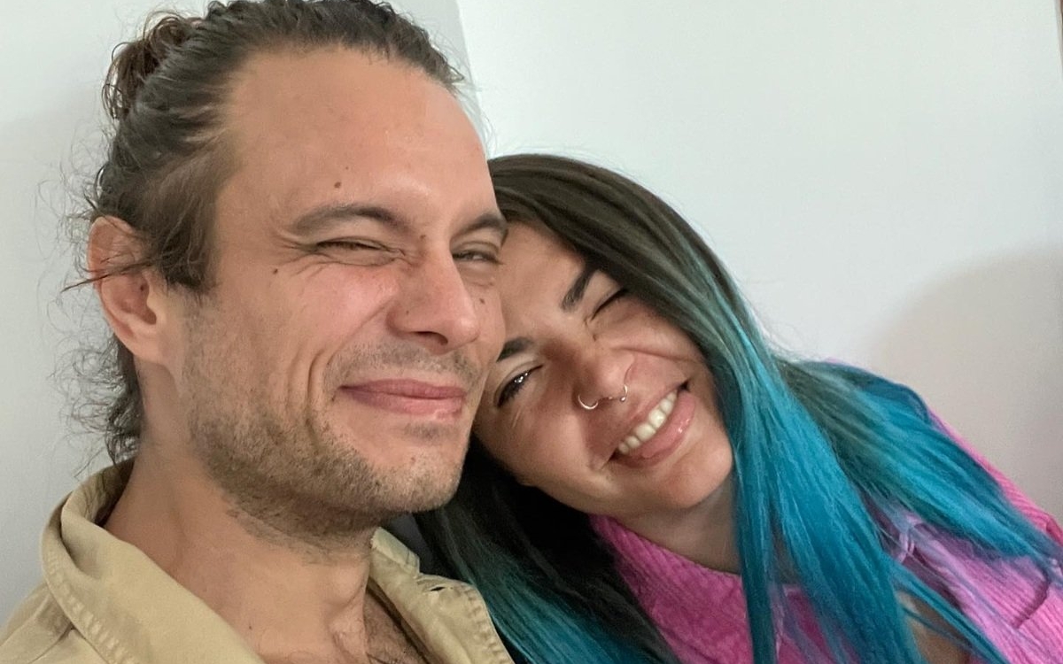 Aluziva divorțează după 11 ani de căsnicie. „Ne despărțim iubindu-ne. Mi se rupe sufletul”.