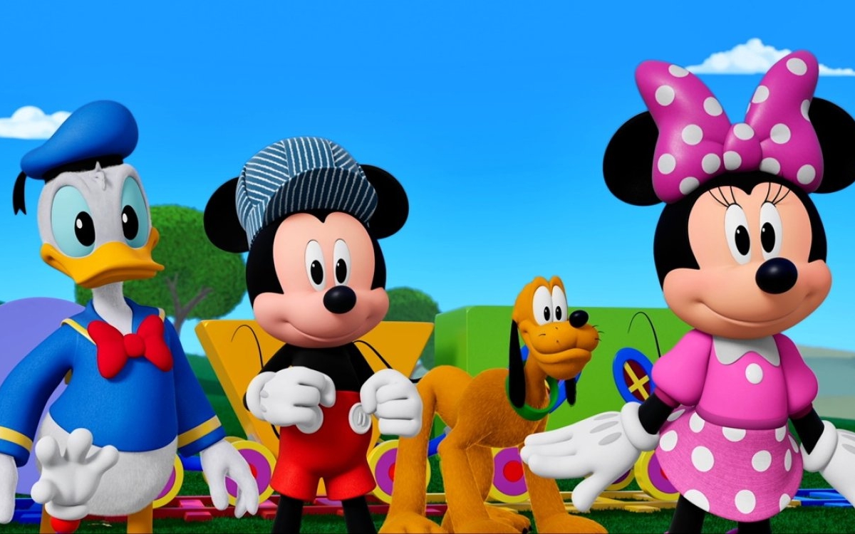 Disney Jr. aduce noi aventuri pentru cei mici: Mickey se întoarce, iar Omul de Fier intră în scenă!