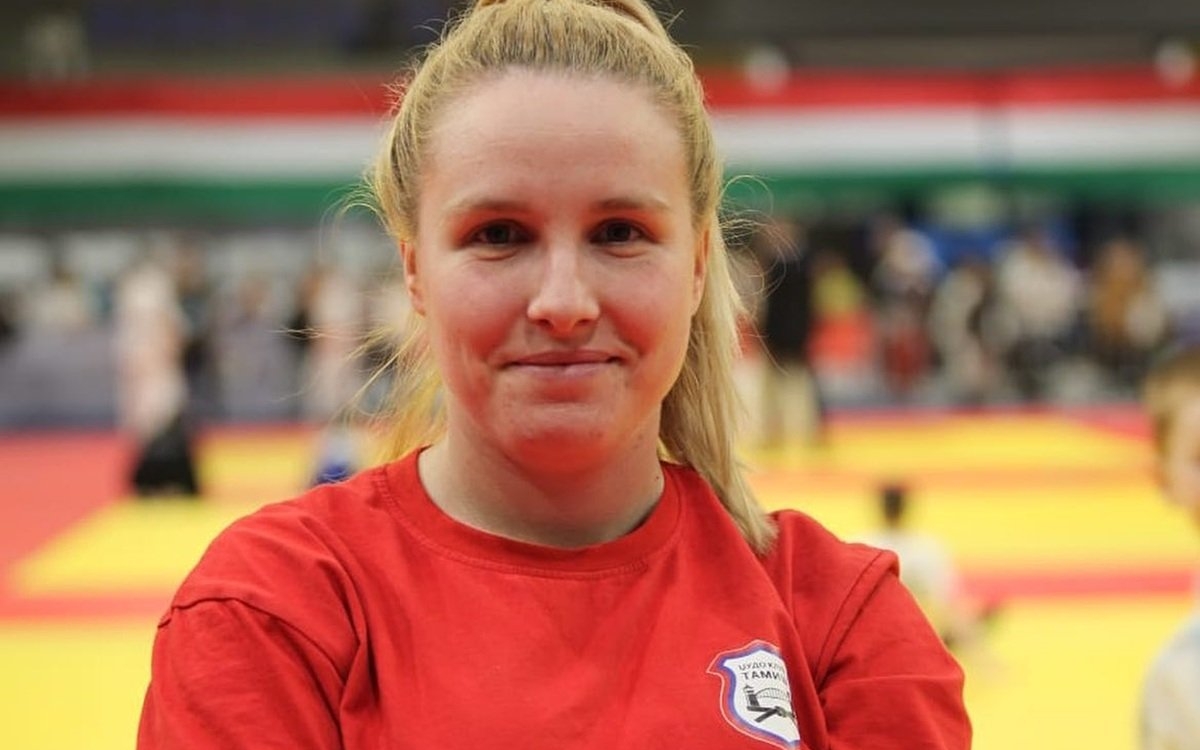 Neda, o tânără femeie de 26 a murit la scurtă vreme după ce a devenit mamă pentru prima dată
