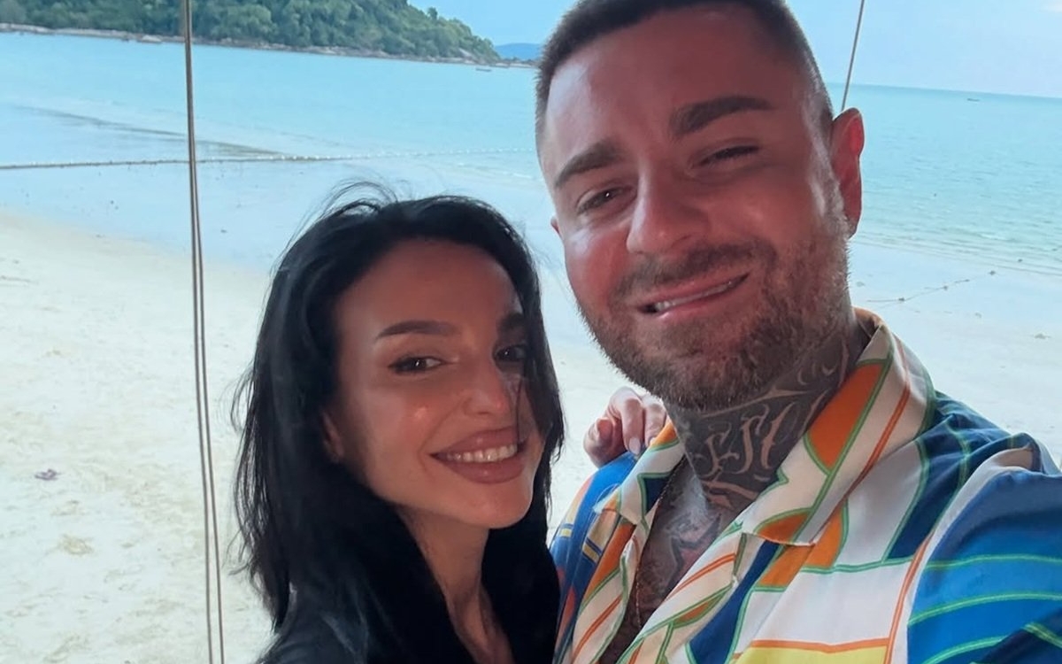 Francisca și Tj Miles vor deveni părinți pentru prima dată. Primele imagini cu burtica de gravidă