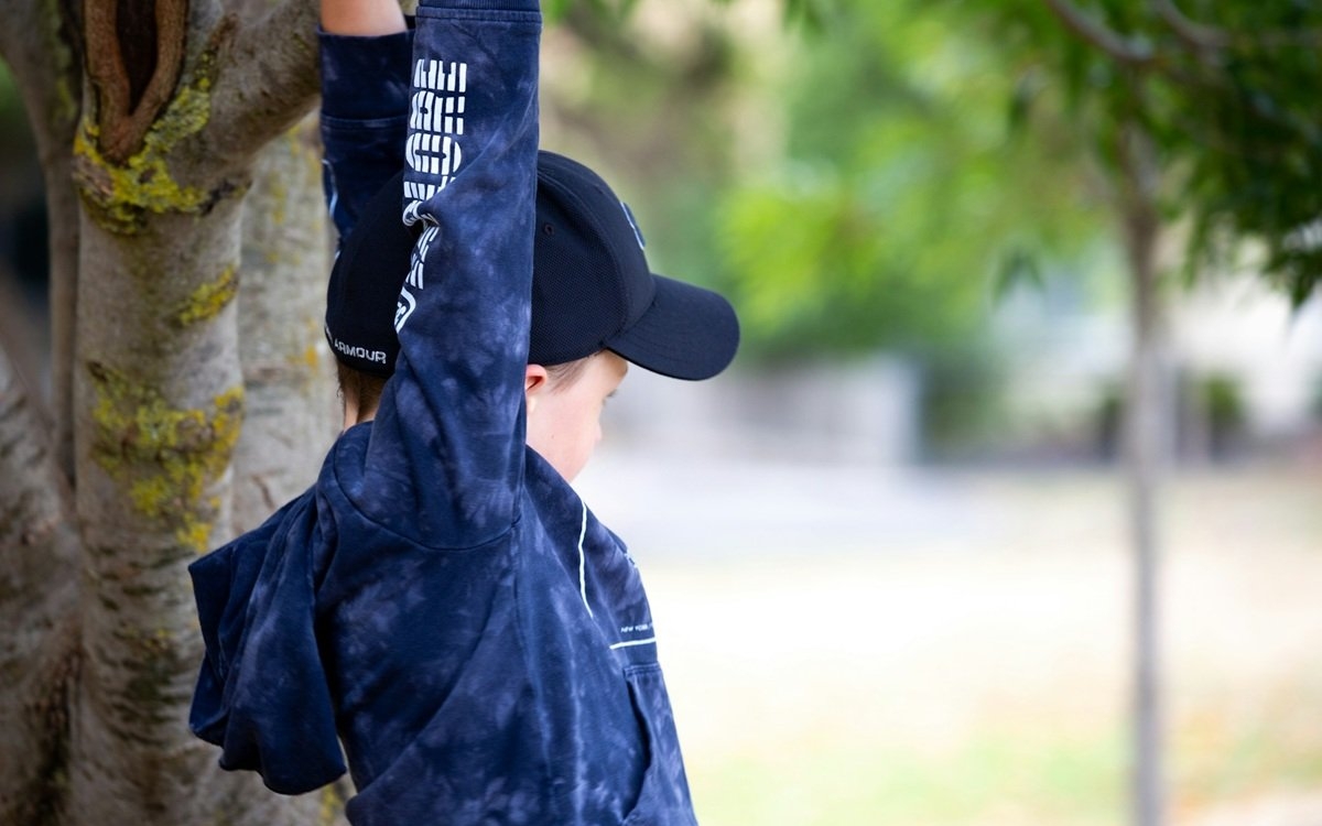 Confortul care nu iese din trend: ghidul complet pentru ținutele sport ale celor mici