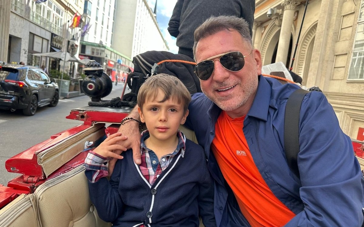 Fiul lui Christian Sabbagh a împlinit 7 ani. George a fost diagnosticat cu autism de la o vârstă fragedă