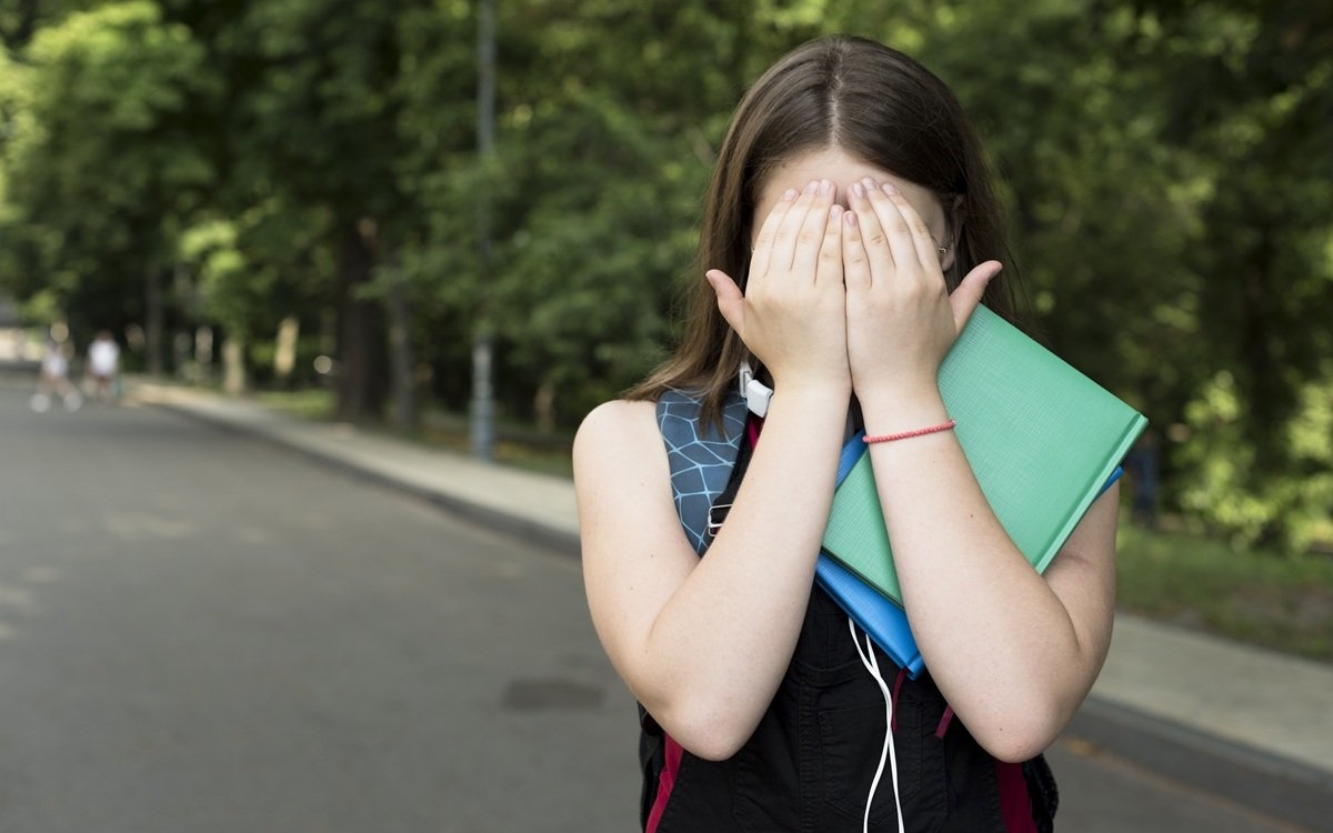 O fetiță de 12 ani a murit după ce a fost obligată să facă 100 de genuflexiuni de către profesoara ei