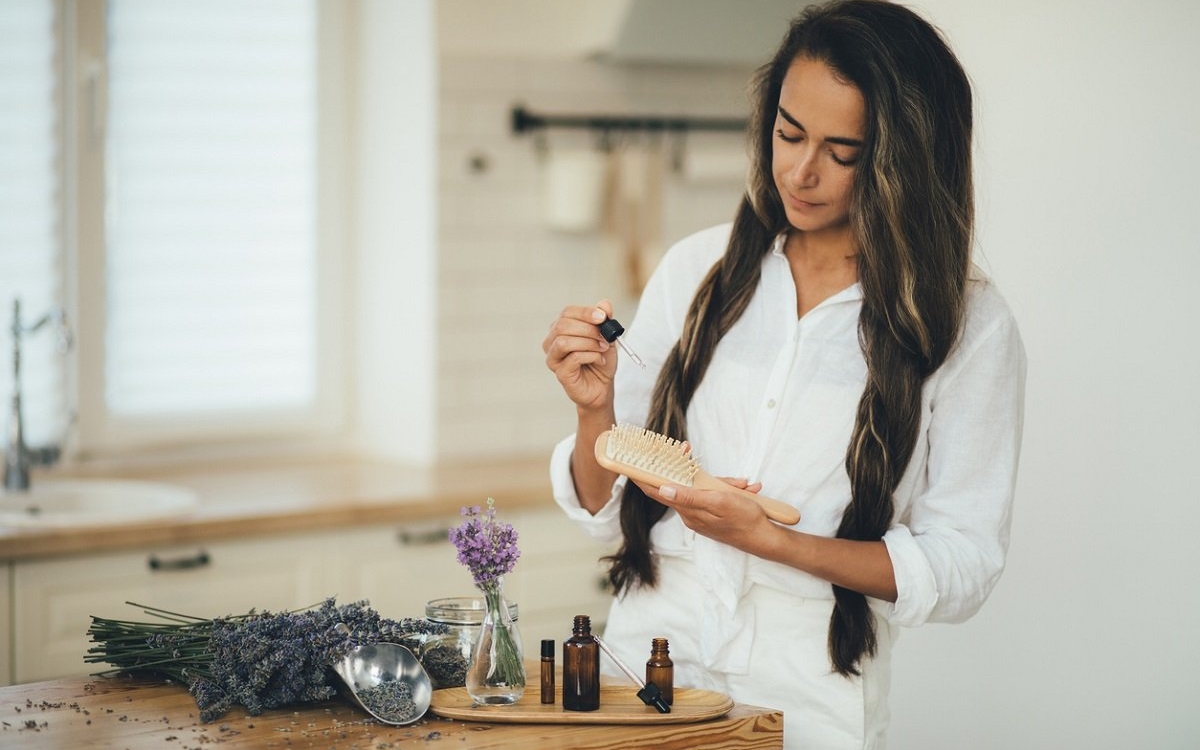 Uleiuri esențiale pentru păr: ce să alegi