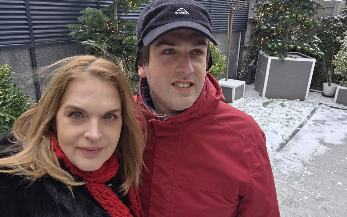 Manuela Hărăbor, profund dezamăgită de creșterea taxelor impuse de Ilie Bolojan. Este mama unui copil cu autism, care nu este scutit de plata impozitelor