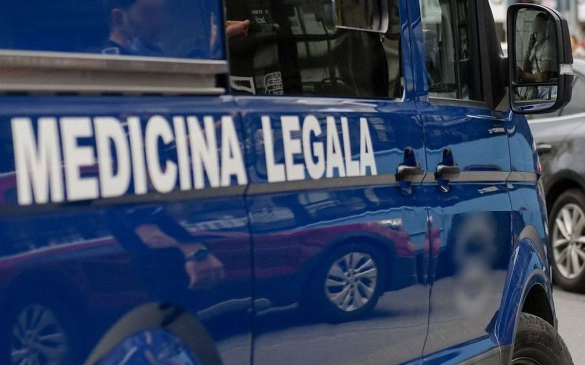 O femeie din Aiud și-a ucis copilul nou-născut. A fost băgat într-un sac și axfisiat într-un coș de rufe