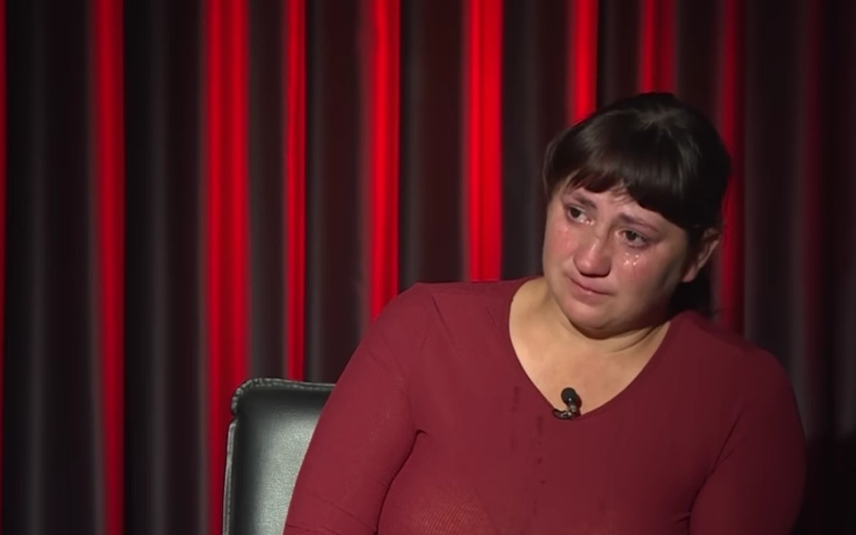 Drama Călinei, o mamă care își crește singură copiii. “Soțul m-a lăsat cu 7 copii și trăiește cu amanta în Italia. M-a bătut de am rămas fără dinți”