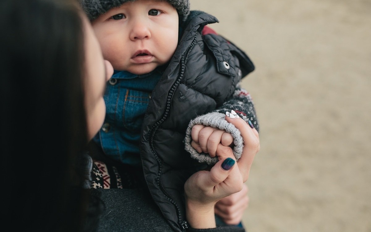 Soacra mea m-a dat afară din casă cu bebelușul la 2 zile după moartea soțului meu. Nu i-a păsat că și-a lăsat propriul nepot pe stradă, dar apoi mi-a cerut să o iert