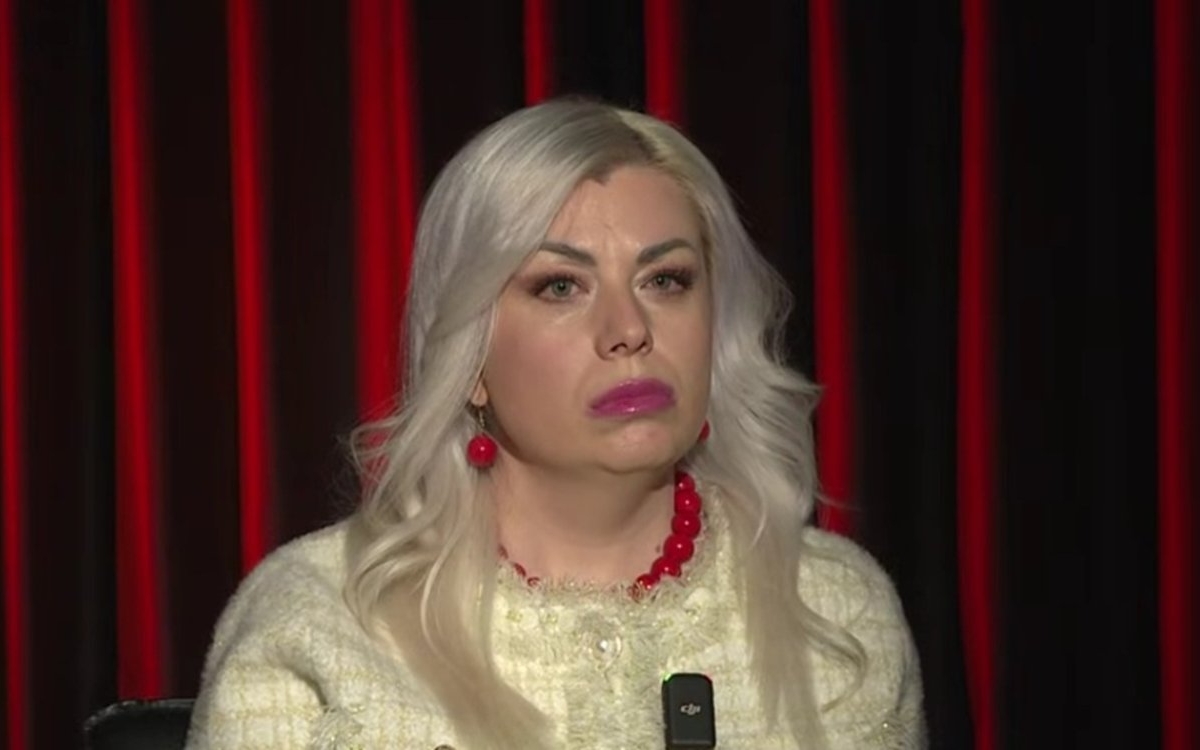 Drama Elenei, o femeie care a fost abandonată de soț cu un copil de crescut. “Soţul m-a lăsat cu un copil de dragul unei studente de-a lui cu 15 ani mai mică decât el”