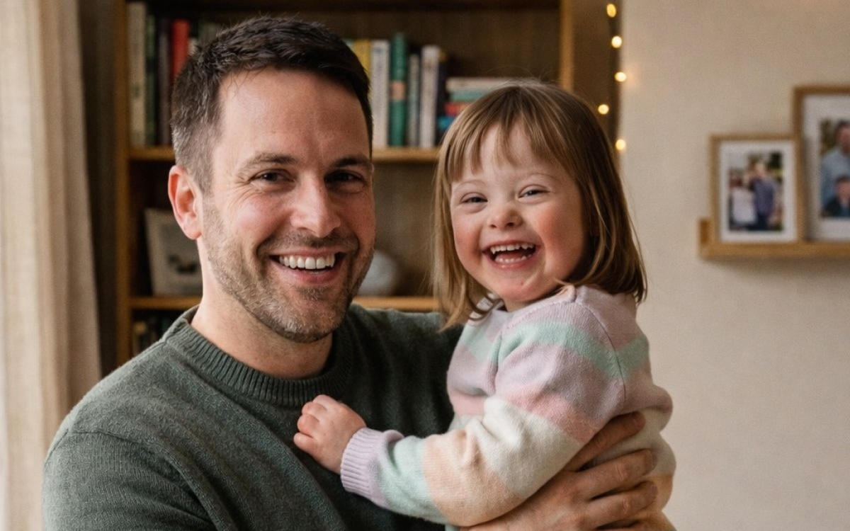 După 5 sarcini pierdute am decis să adoptăm o fetiță cu sindromul Down, refuzată de zeci de familii. Soțul meu a adorat-o din prima și când copila a împlinit 5 ani am aflat adevăratul motiv