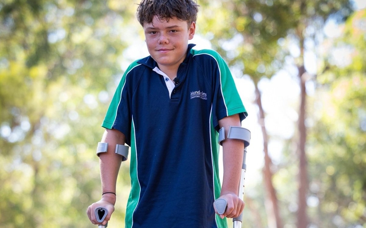 Erou la 13 ani! Un băiat a înotat în ocean timp de patru ore pentru a-și salva familia. „Am crezut că au murit. Aveam multă vinovăție în suflet"