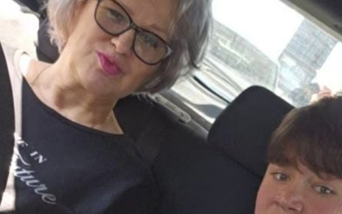 Bunica lui Marius Berinde, copilul ucis din Timis, nu-și găsește liniștea la trei săptămâni de la incident. „Dragul lui maica"