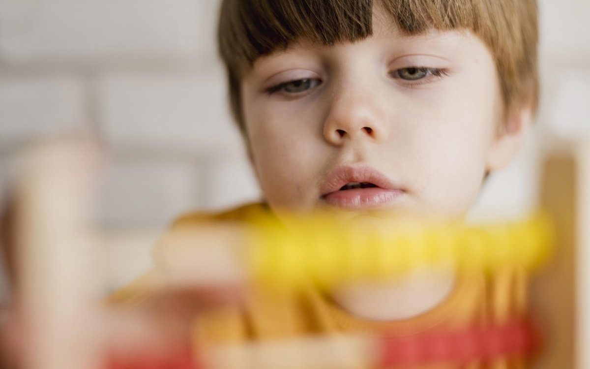 Primele semne de retard mintal la copii mici