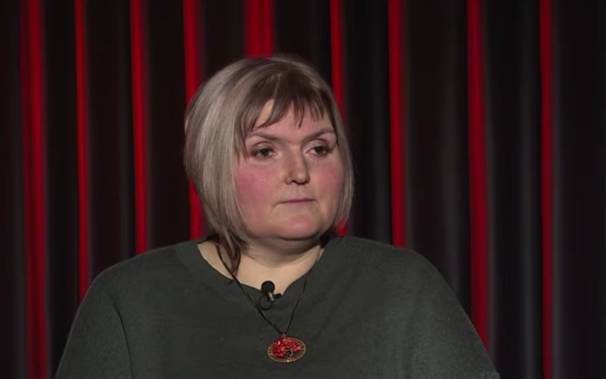 „M-am măritat cu un fost elev de-al meu cu 14 ani mai mic decât mine, care se afla la puşcărie", povestea de viață a Olesiei