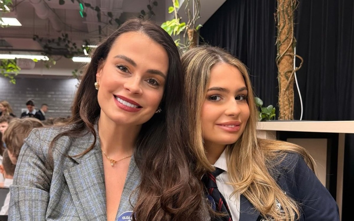 Sărbătoare mare în familia Ancăi Serea. Sarah, fiica ei cea mare, a fost admisă la o școală renumită în Milano