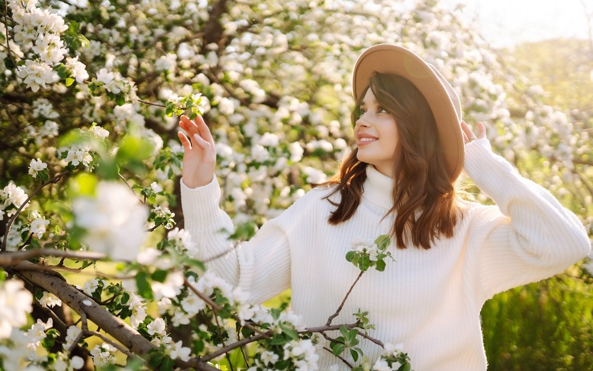 Ce ingrediente cauți când părul este uscat și deteriorat