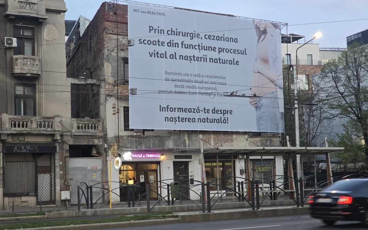 Prima reacție a Colegiului Medicilor după apariția panourilor „anticezariană" din București. „Dezinformarea în sănătate nu reprezintă simple opinii”