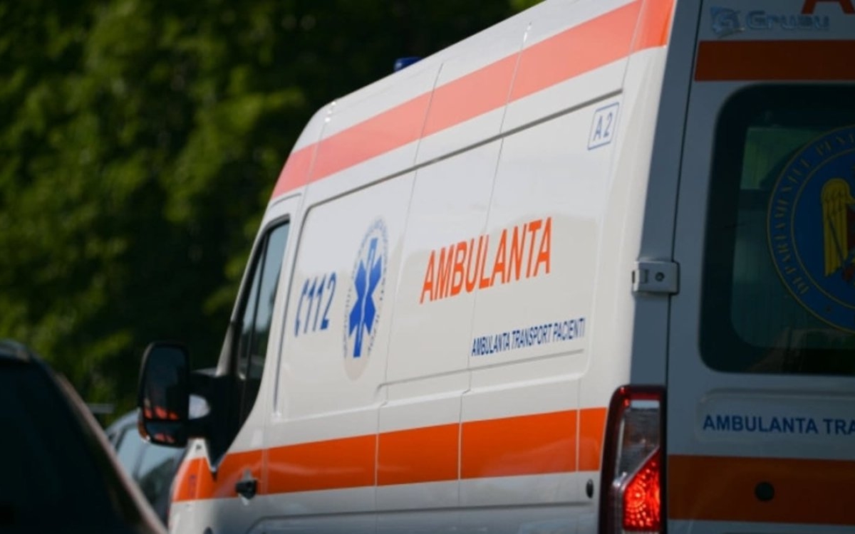 O fetiță de aproape 2 ani din Constanța a murit după ce a înghițit câteva bile dintr-o jucărie. I s-a făcut rău în ambulanță și nu a mai putut fi salvată