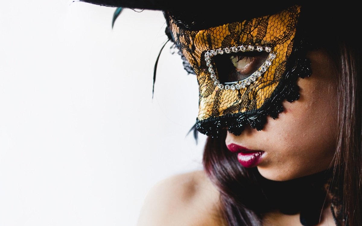 Mincinoșii zodiacului în luna mai. Trăiesc doar în scenarii inexistente