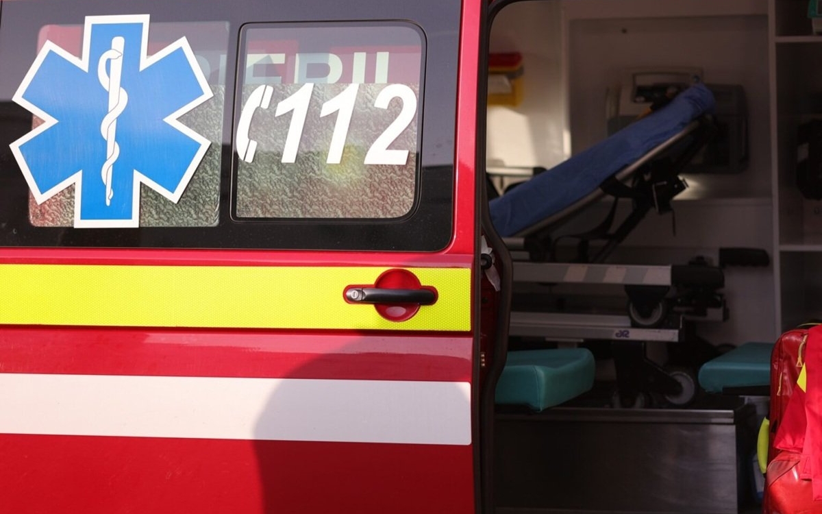 Un copil de un an din Dolj a murit înecat în curtea bunicilor