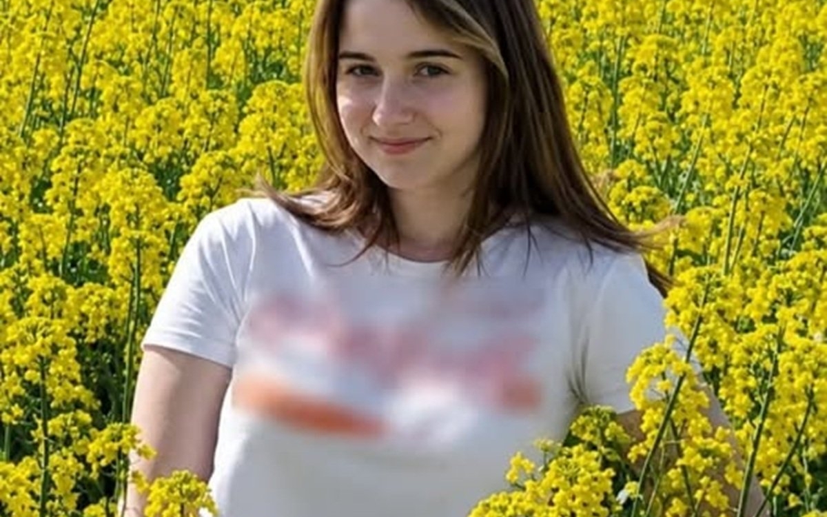 Mesajul unui tată care și-a îngropat copila ucisă. „Fata noastră, Alisia, era virgină și a fost bătută. Nu s-a lăsat. A luptat cu ultimele ei puteri până la ultima suflare"