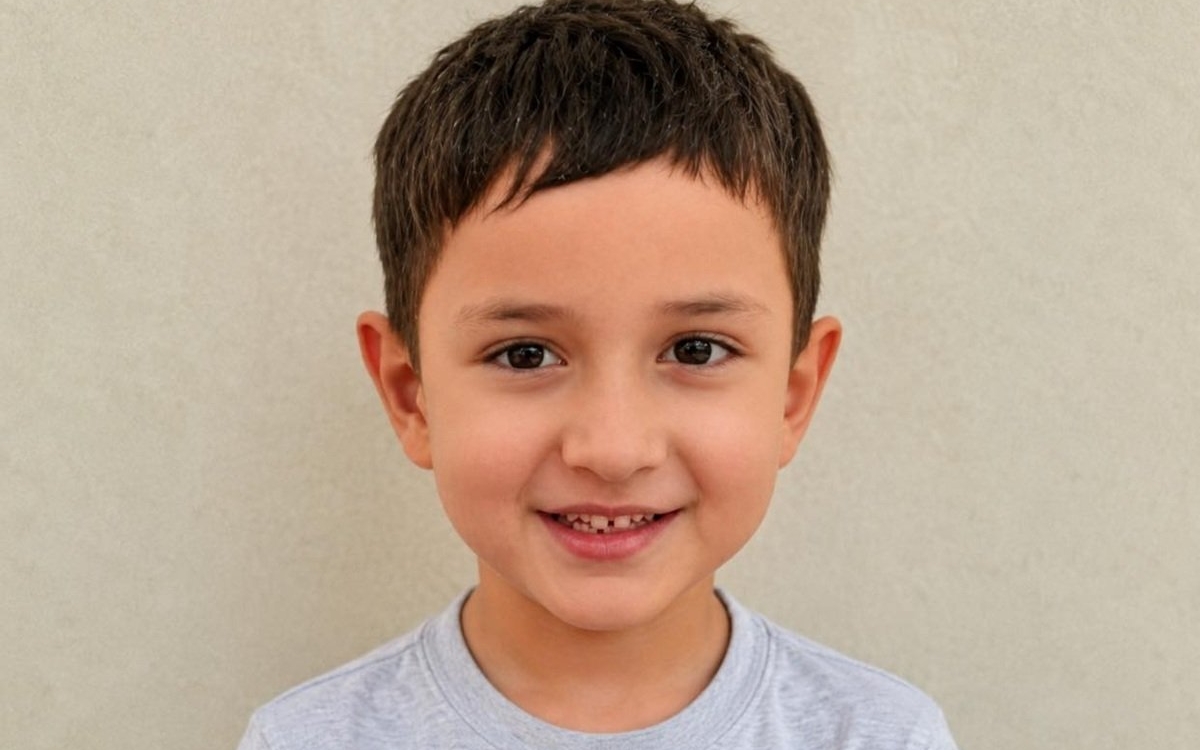 Alexandru, un băiețel de 5 ani din Sibiu este dat dispărut. Mama lui susține că nu răspunde dacă este strigat