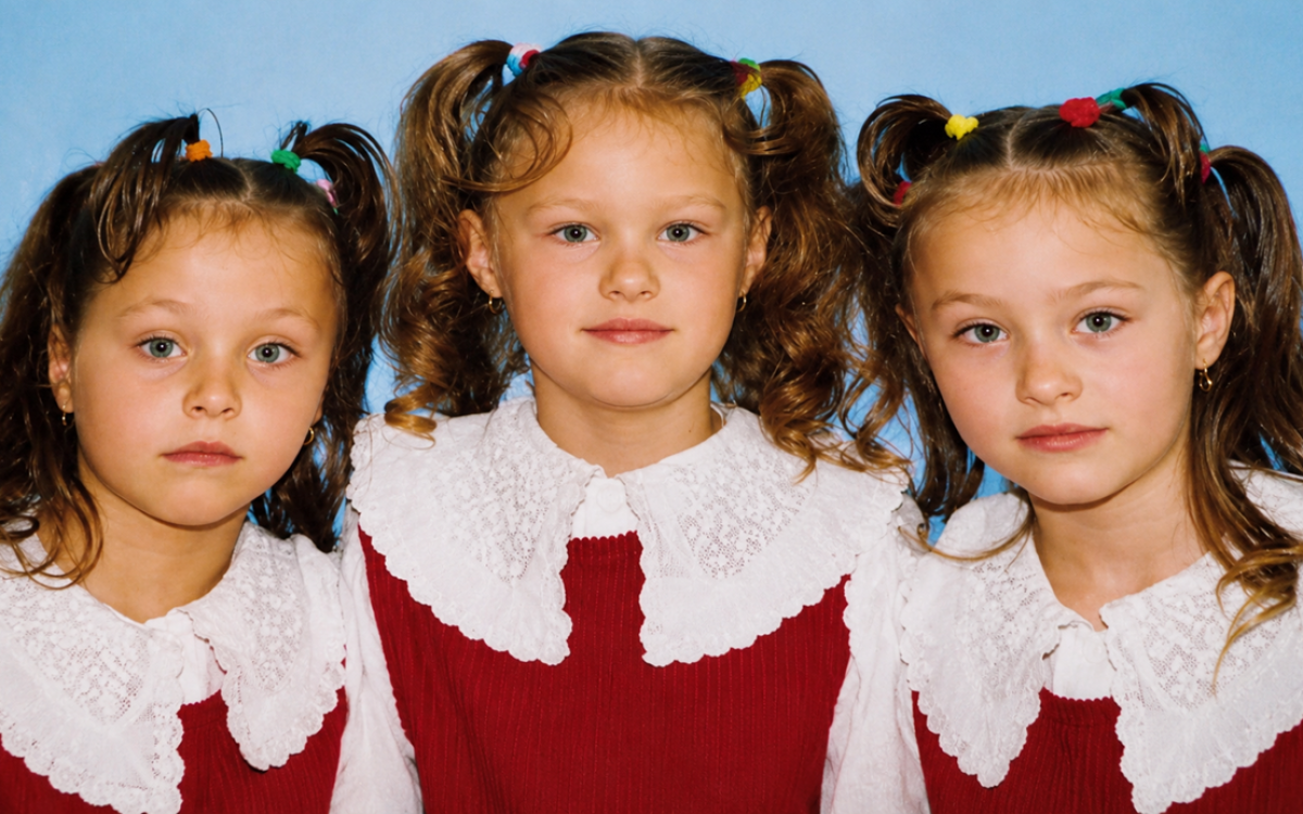 Faceți cunoștință cu Iulia, Andreea și Cristina, primii tripleți născuți în România în urma unei proceduri de fertilizare in vitro