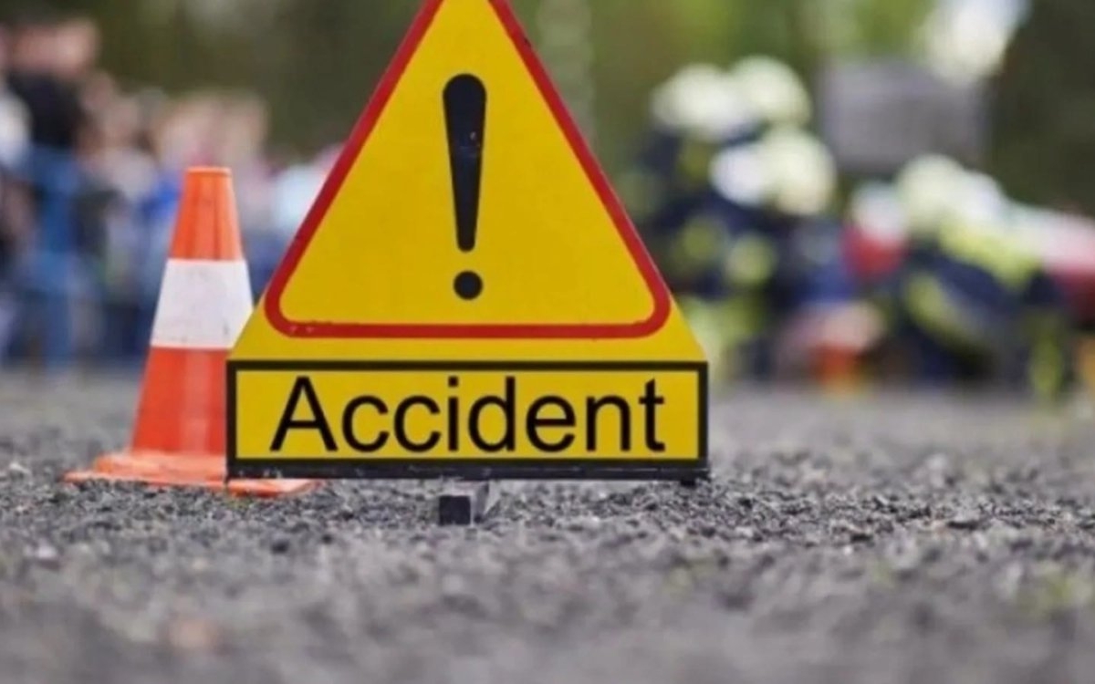 Tragedie pentru o familie din Ialomița. O fetiță de 4 ani a murit după ce scuterul mamei în care se afla a fost lovit din plin