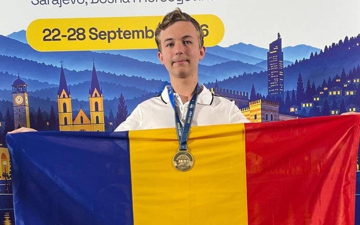 Cum a ajuns Andrei Nemțișor, elev în clasa IX-a din Iași, să fie medaliat cu aur la trei olimpiade internaționale de informatică și matematică: „Nu folosesc rețelele de socializare"