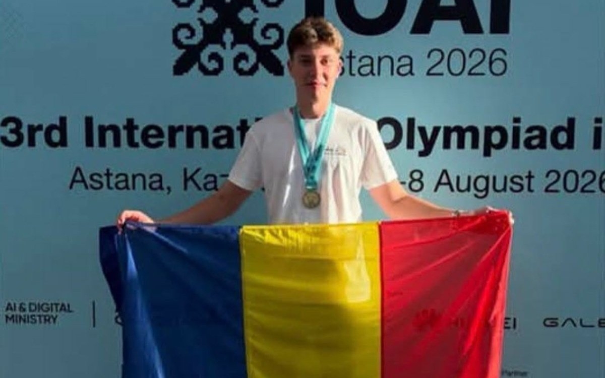 Alexandru, un elev din Constanța a fost premiat cu aur la Olimpiada de AI din Kazahstan. „Să mă aflu printre cei mai buni elevi din lume este o onoare"