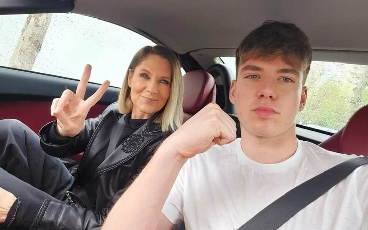 Romanița Iovan nu este o mamă sufocantă? Cum s-a schimbat relația ei cu Albert de când el a plecat la studii în străinătate